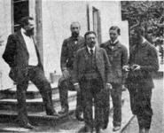 Papus avec ses amis